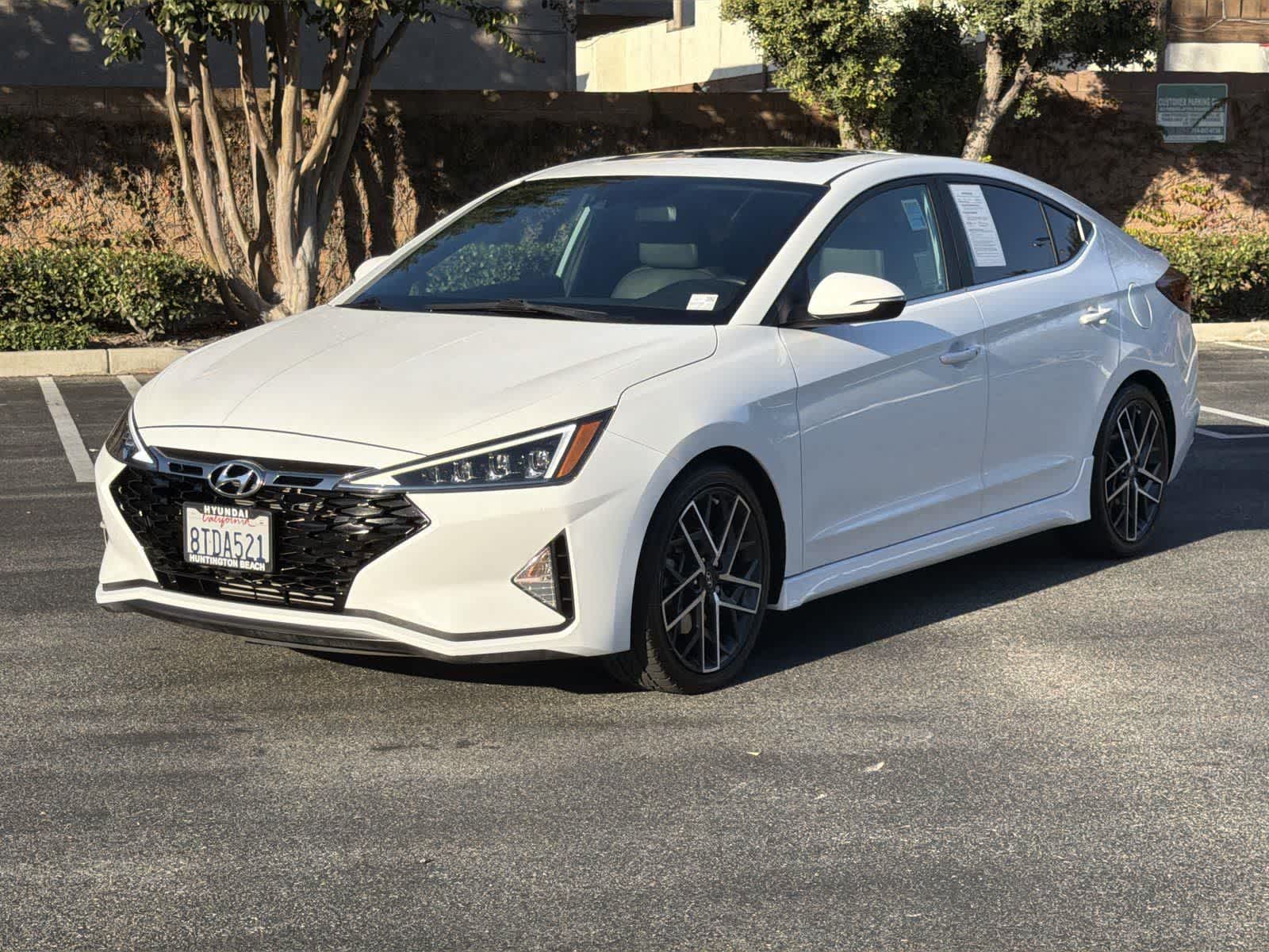 Thumbnail: 2020 Hyundai Elantra - 8