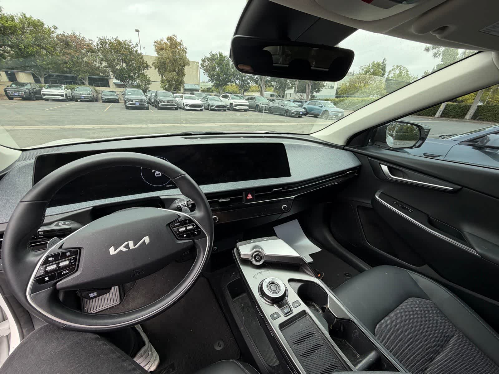 Thumbnail: 2024 Kia EV6 - 7
