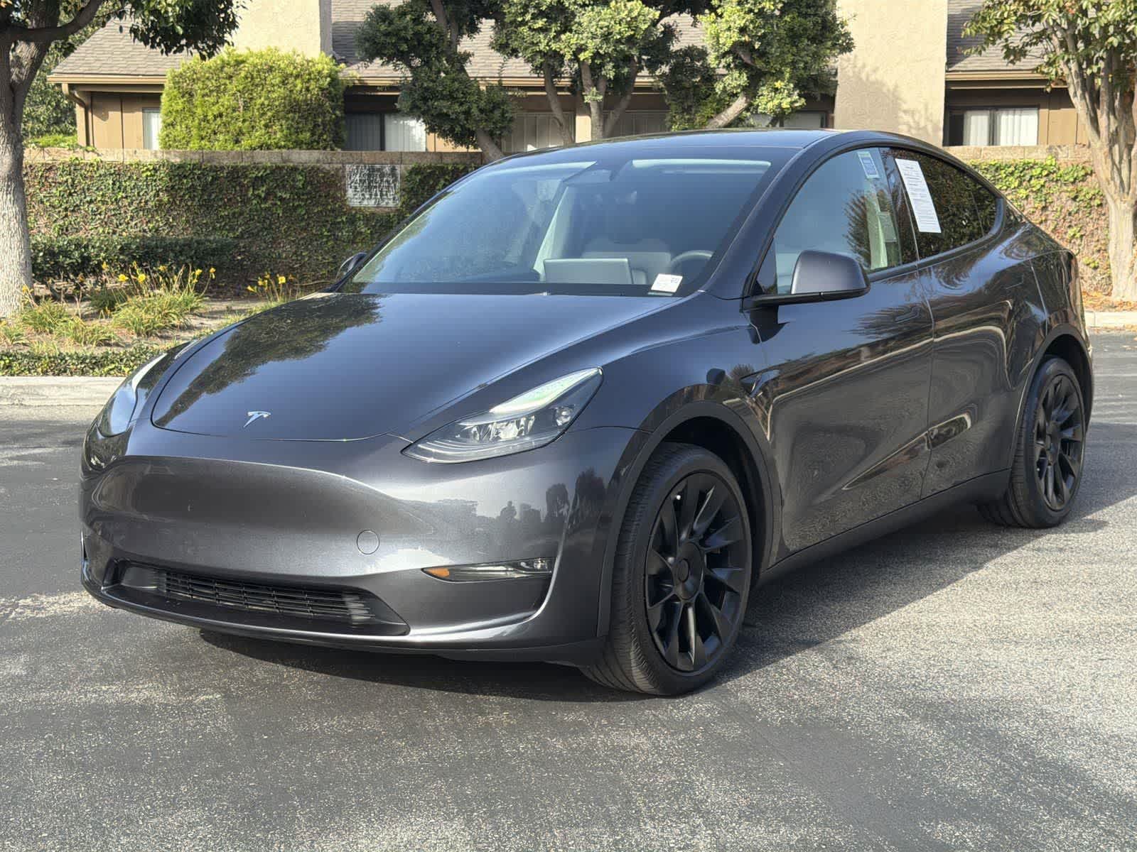 Thumbnail: 2024 Tesla Model Y - 8