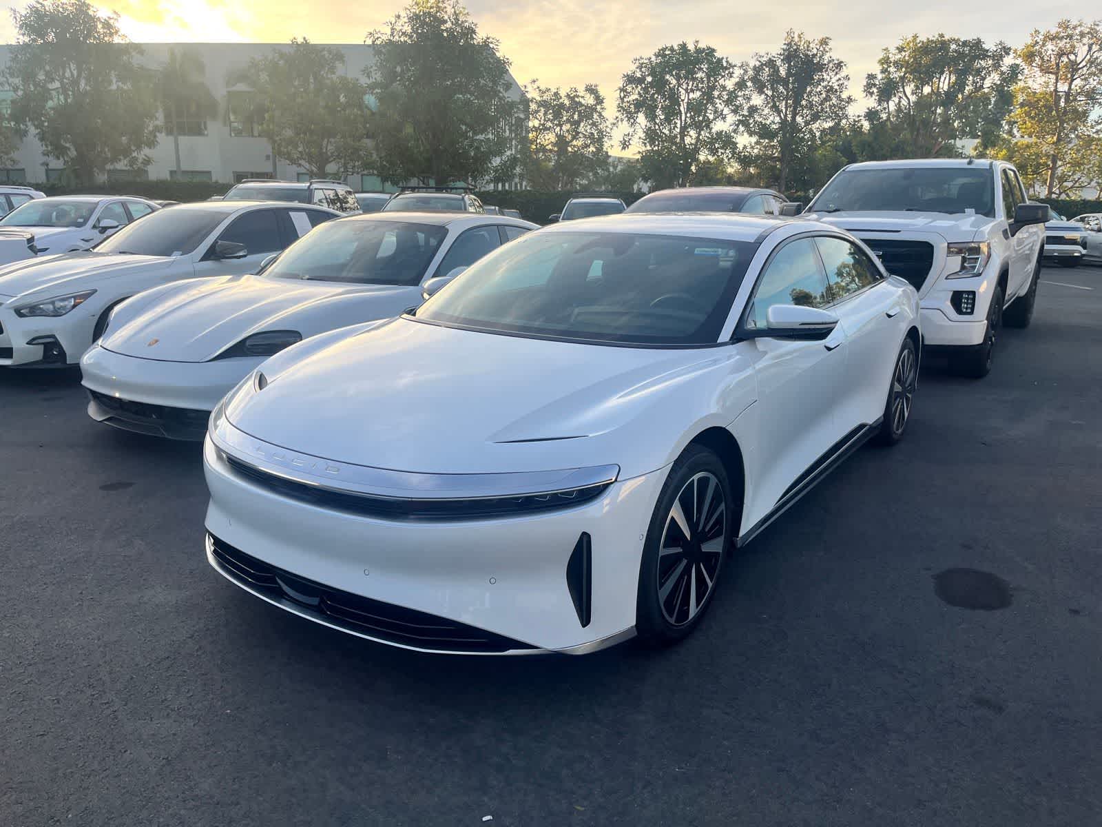 2024 Lucid Air Pure's photo