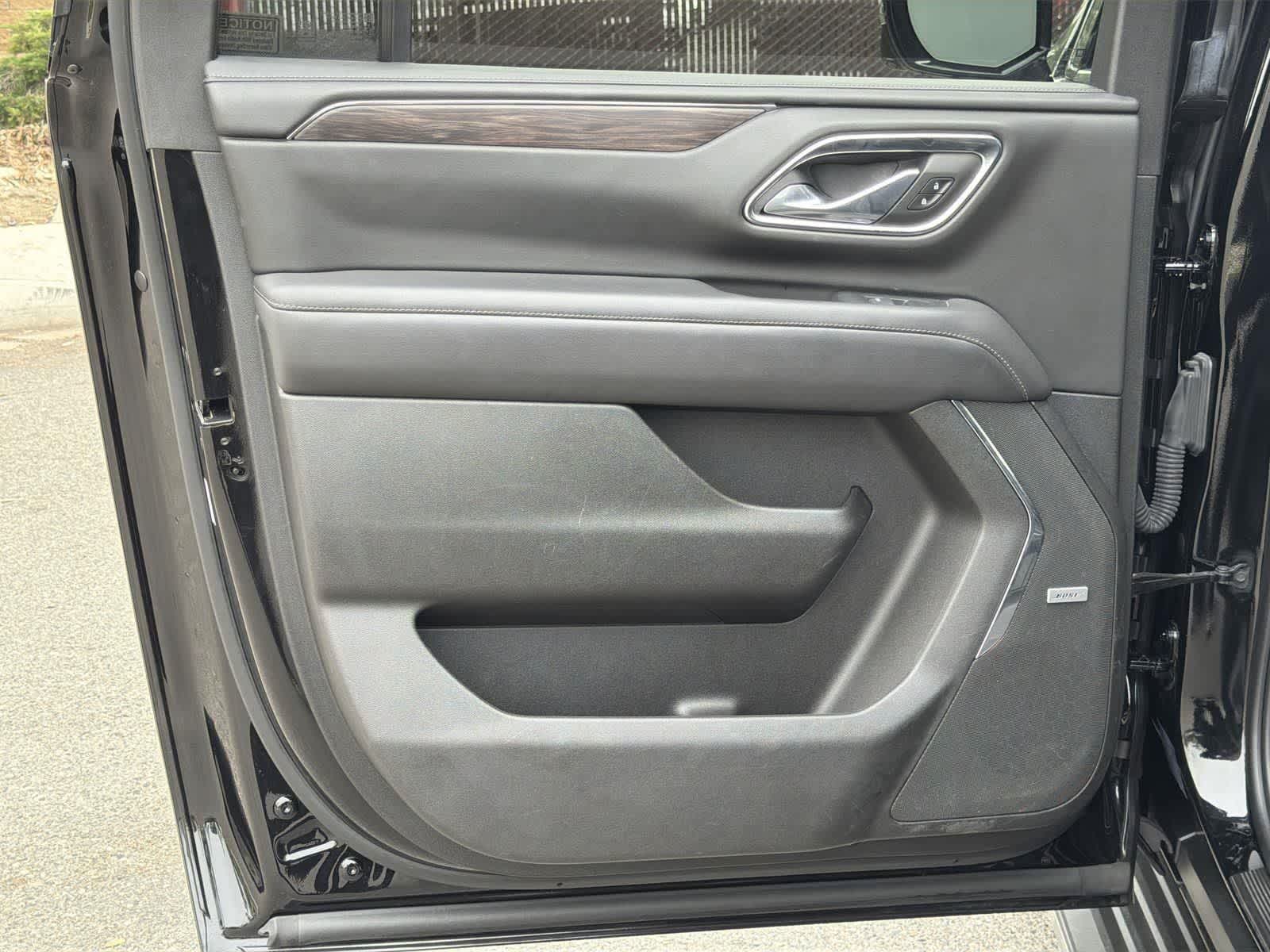 Thumbnail: 2023 Chevrolet Suburban - 28