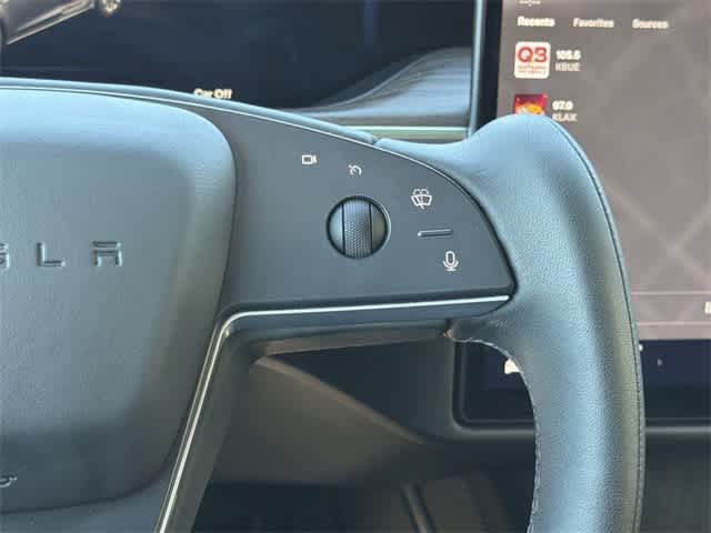 Thumbnail: 2022 Tesla Model X - 13
