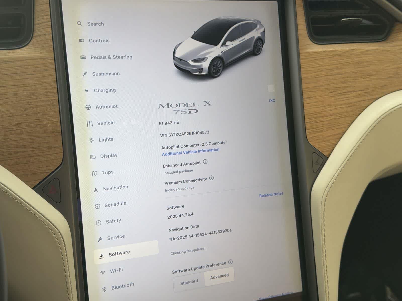 Thumbnail: 2018 Tesla Model X - 20