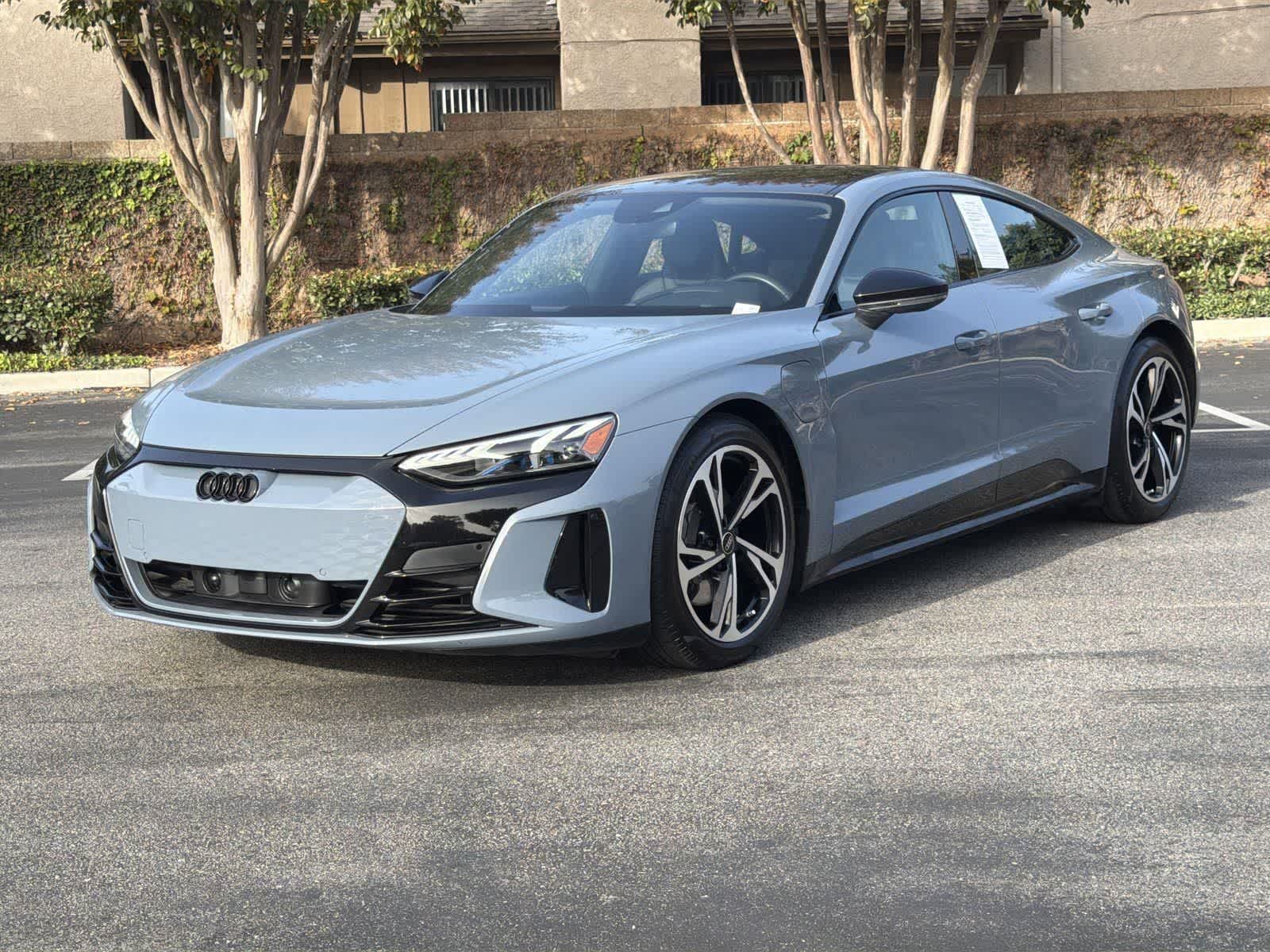 Thumbnail: 2023 Audi e-tron GT - 8