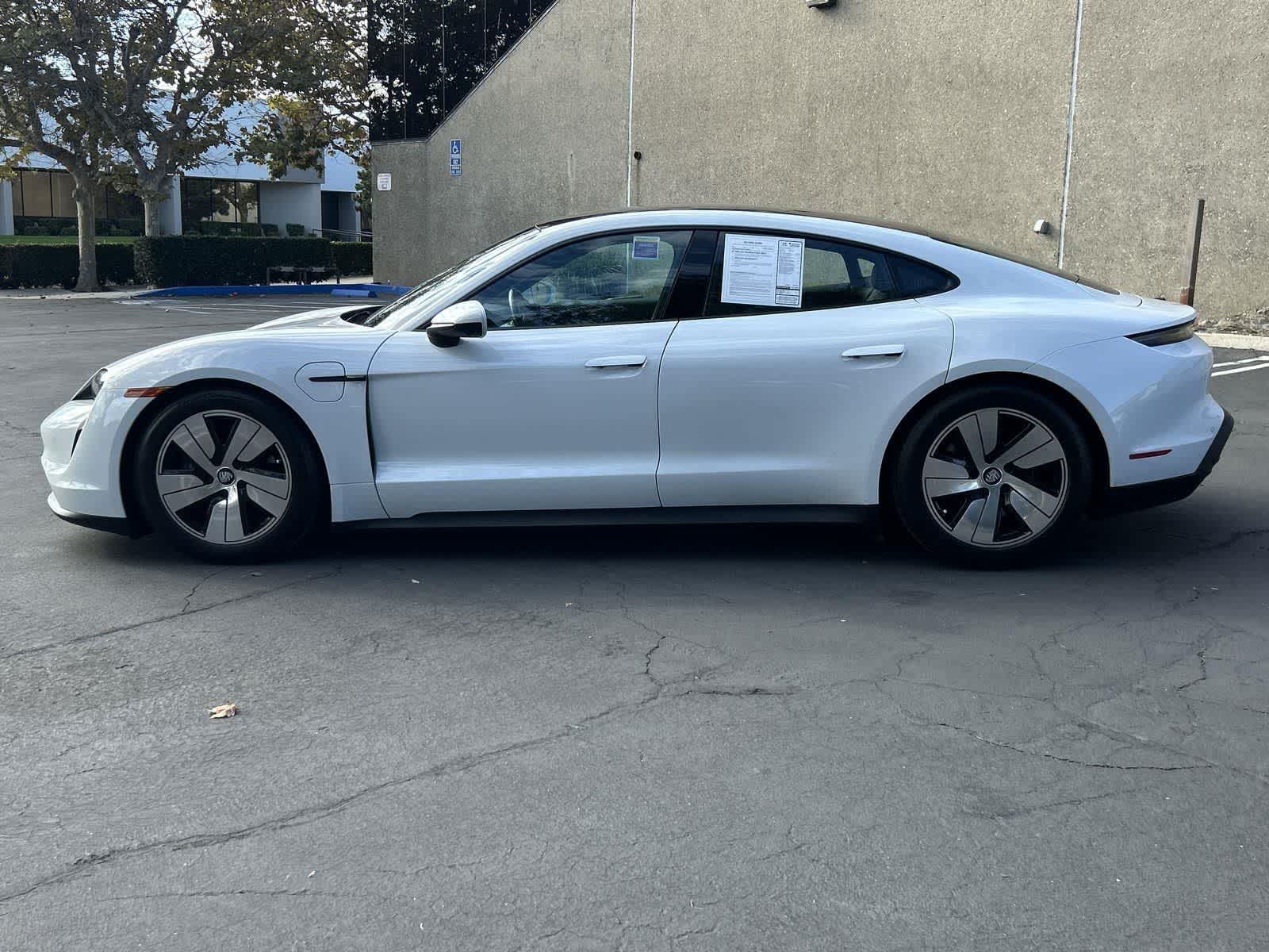 Thumbnail: 2023 Porsche Taycan - 7