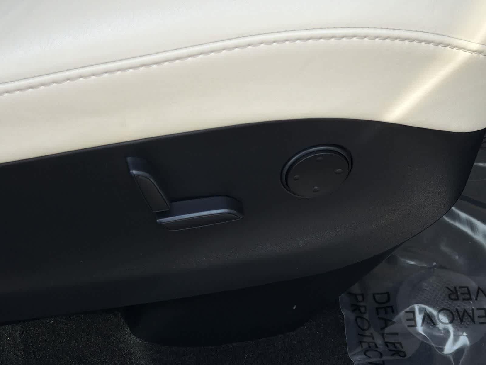 Thumbnail: 2018 Tesla Model X - 37