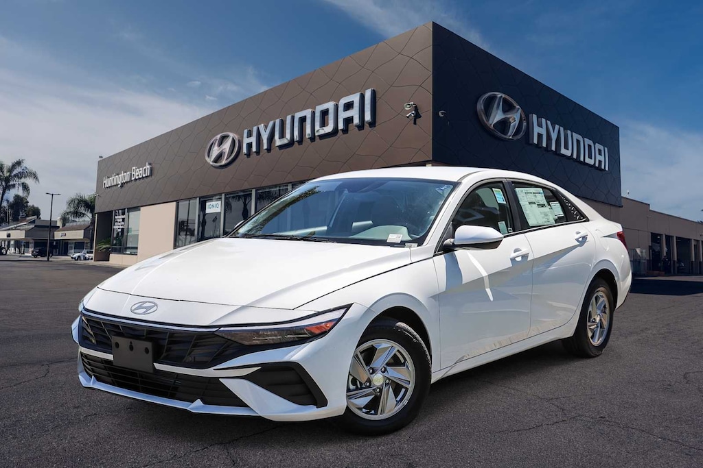 New 2026 Hyundai Elantra SE Sedan