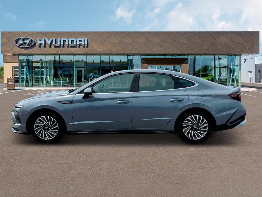 Certified 2025 Hyundai Sonata Hybrid SEL Sedan