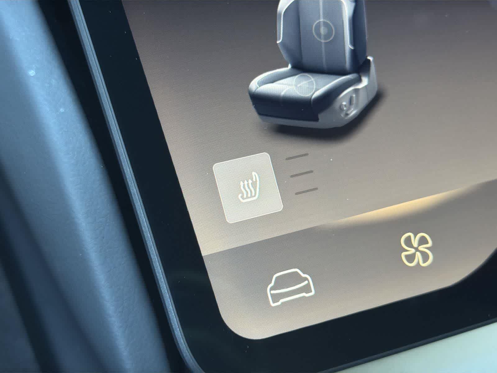 Thumbnail: 2024 Lucid Air - 22