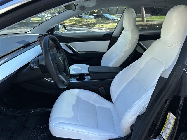 Thumbnail: 2018 Tesla Model 3 - 9
