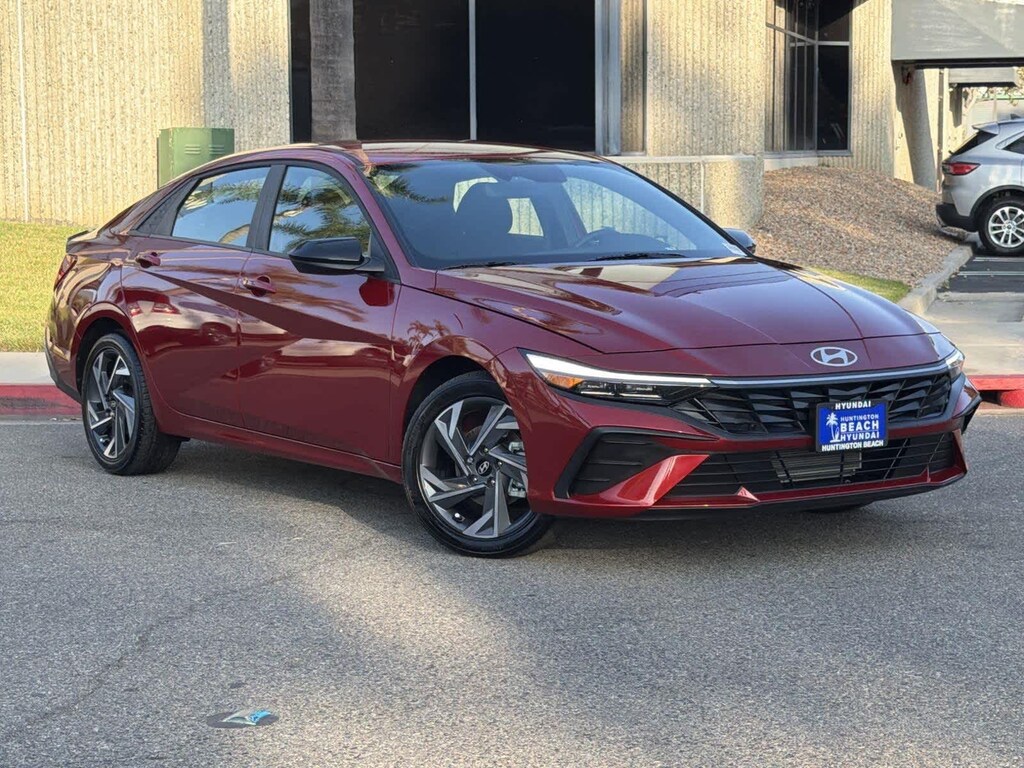 Certified 2025 Hyundai Elantra SEL Sport Sedan