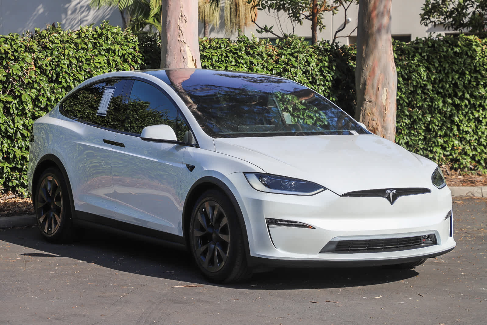 Thumbnail: 2024 Tesla Model X - 4