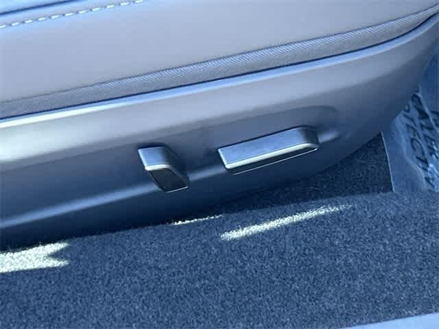 Thumbnail: 2025 Tesla Model 3 - 37