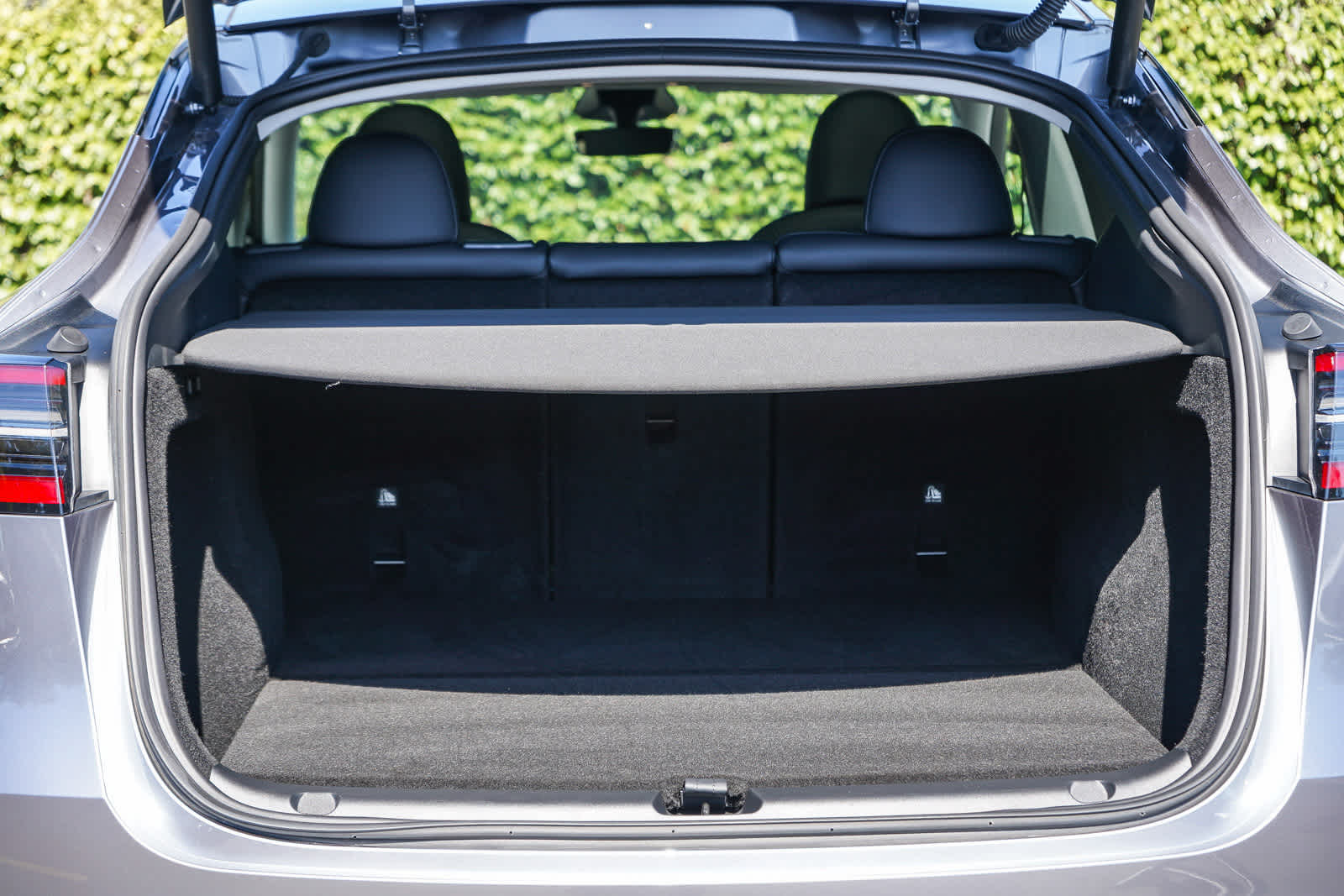 Thumbnail: 2025 Tesla Model Y - 25