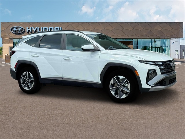 Thumbnail: 2025 Hyundai Tucson - 10