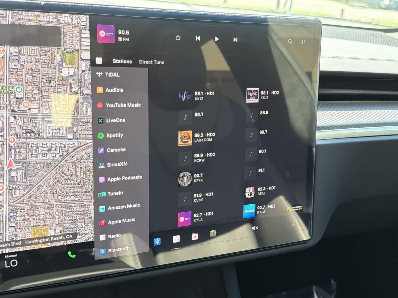 Thumbnail: 2023 Tesla Model S - 19