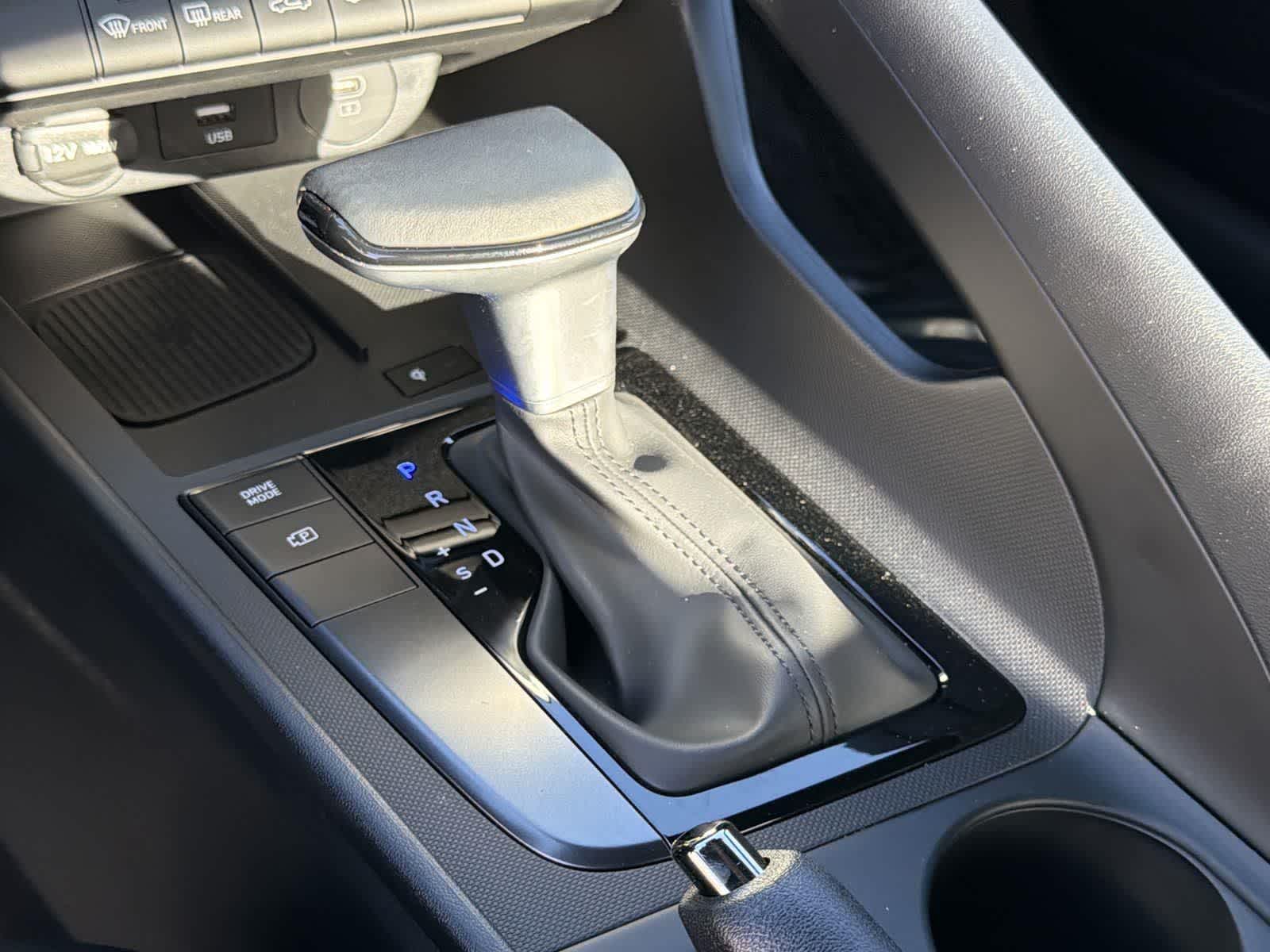 Thumbnail: 2025 Hyundai Elantra - 16