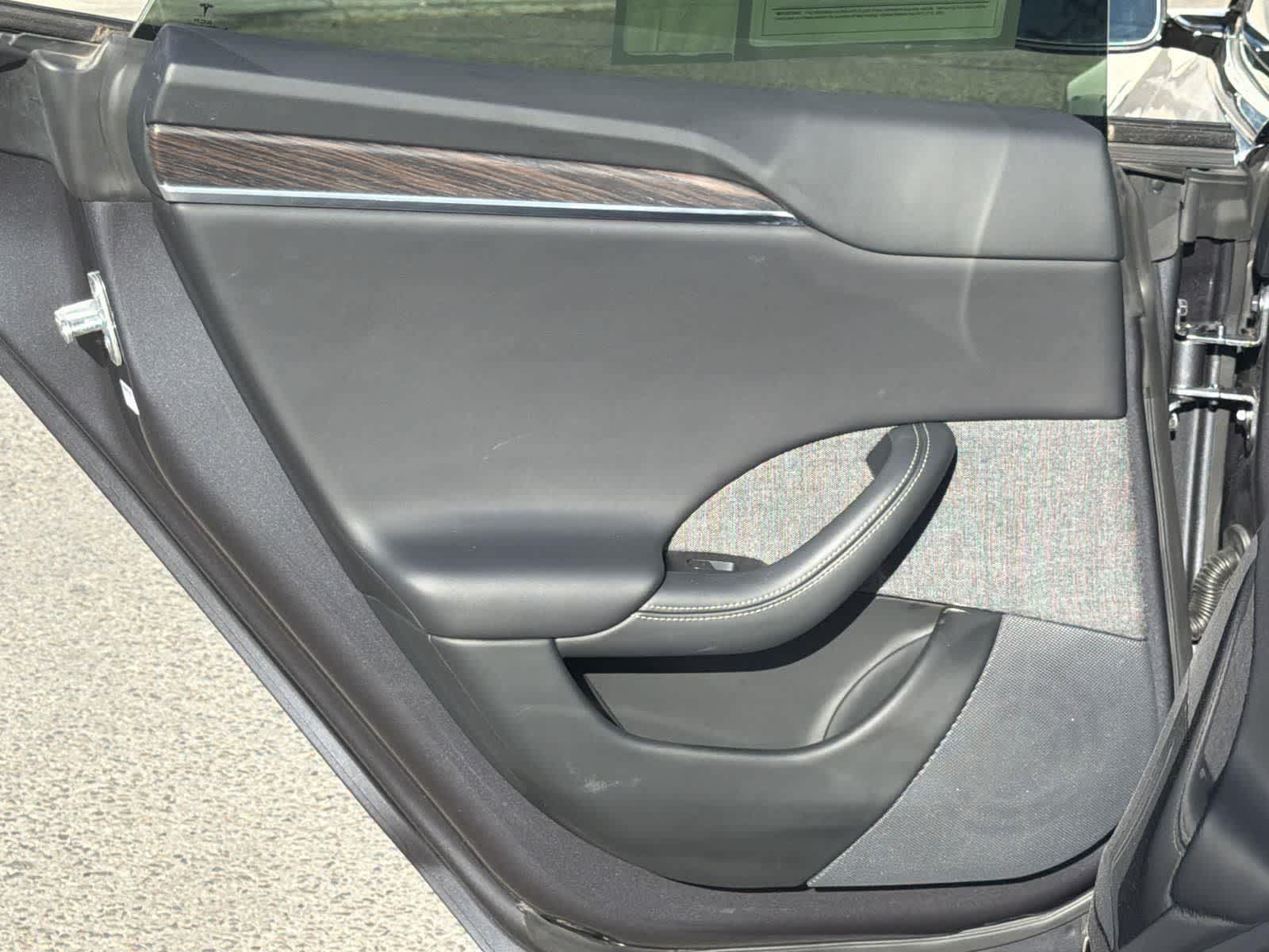 Thumbnail: 2021 Tesla Model S - 28