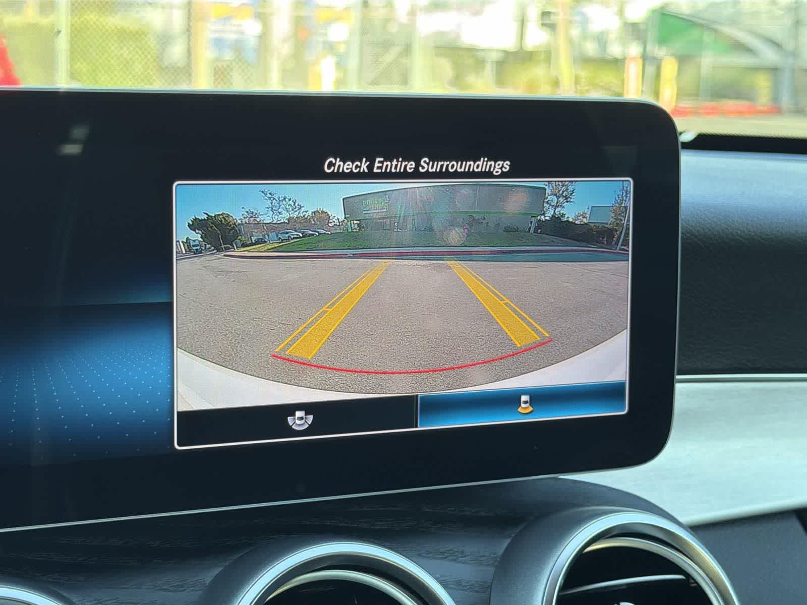 Thumbnail: 2020 Mercedes-Benz C-Class - 18