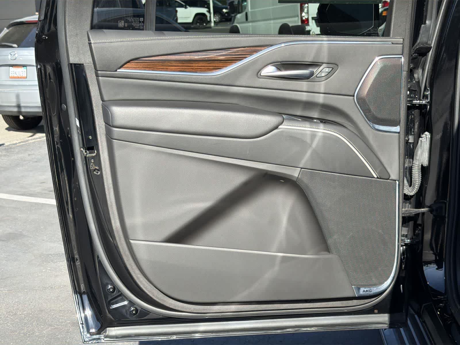 Thumbnail: 2023 Cadillac Escalade - 27