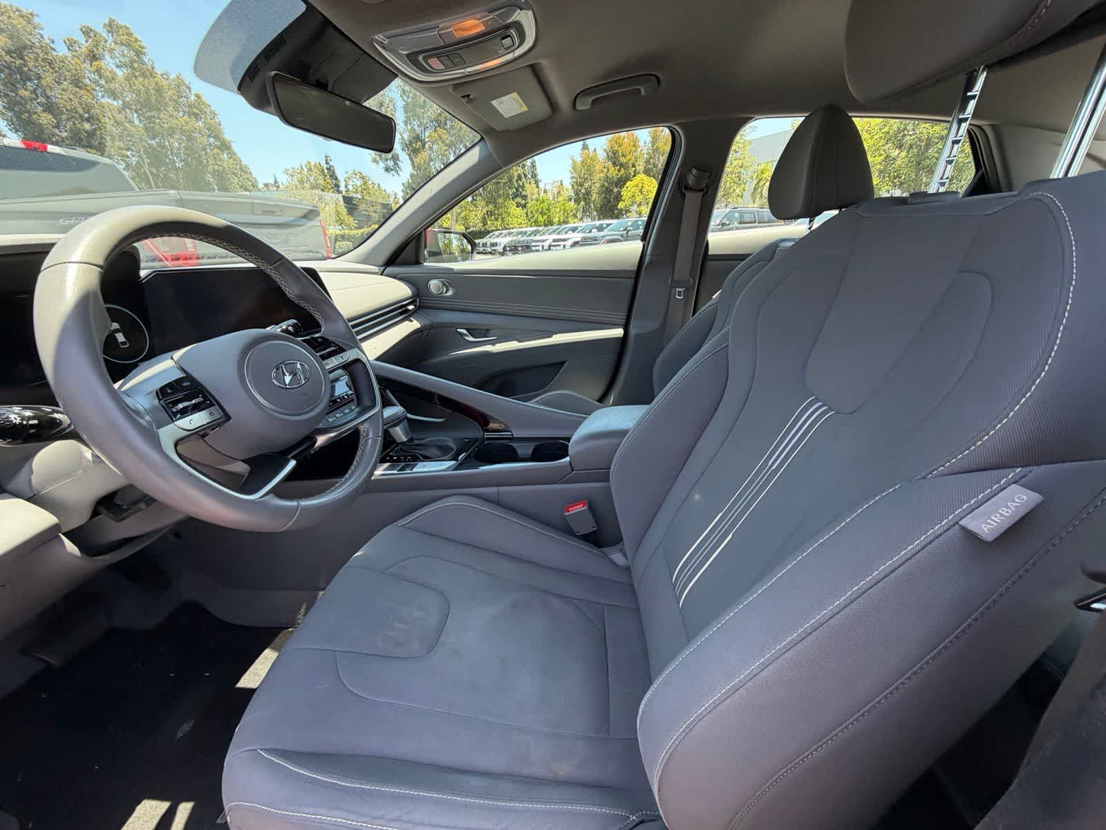 Thumbnail: 2023 Hyundai Elantra - 6