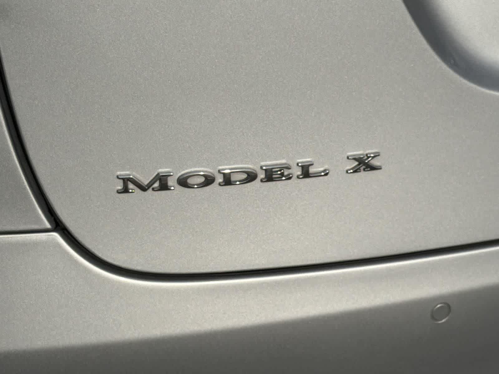 Thumbnail: 2018 Tesla Model X - 32