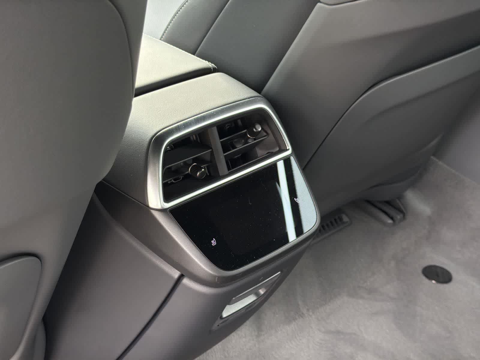 Thumbnail: 2024 Lucid Air - 29