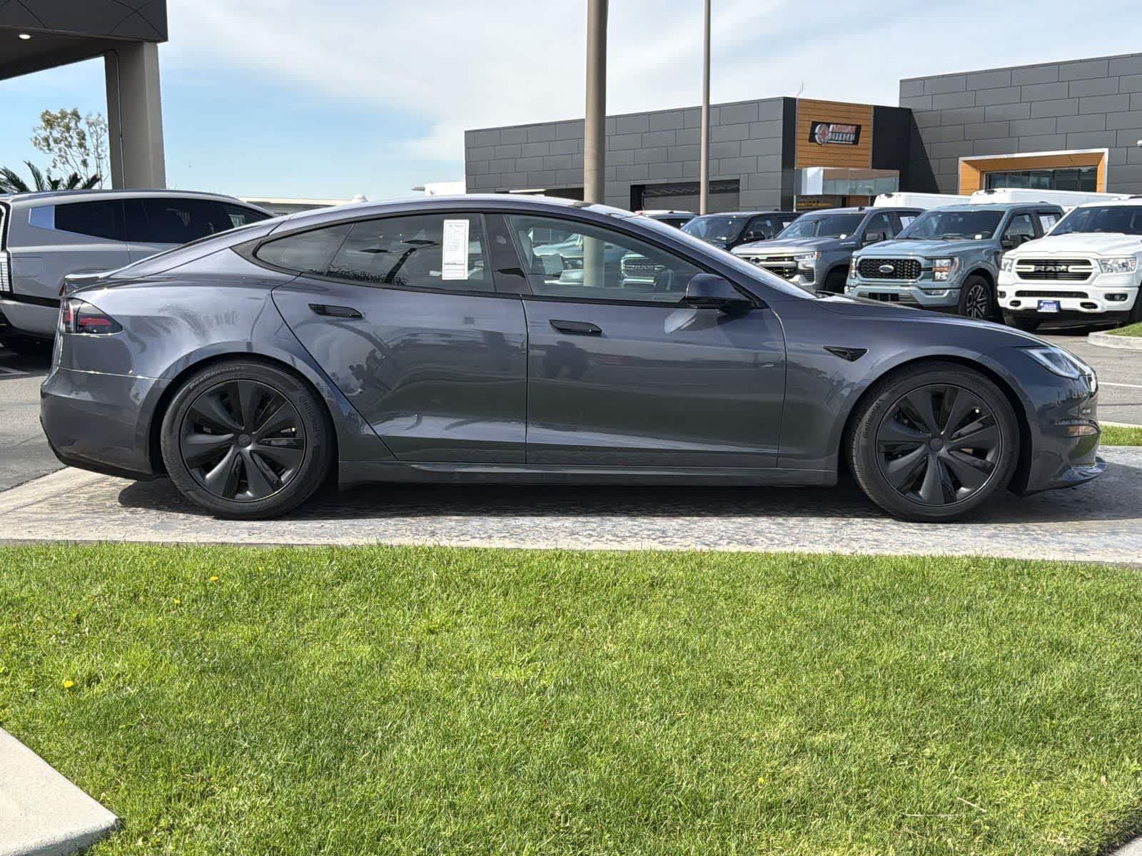 Thumbnail: 2023 Tesla Model S - 7