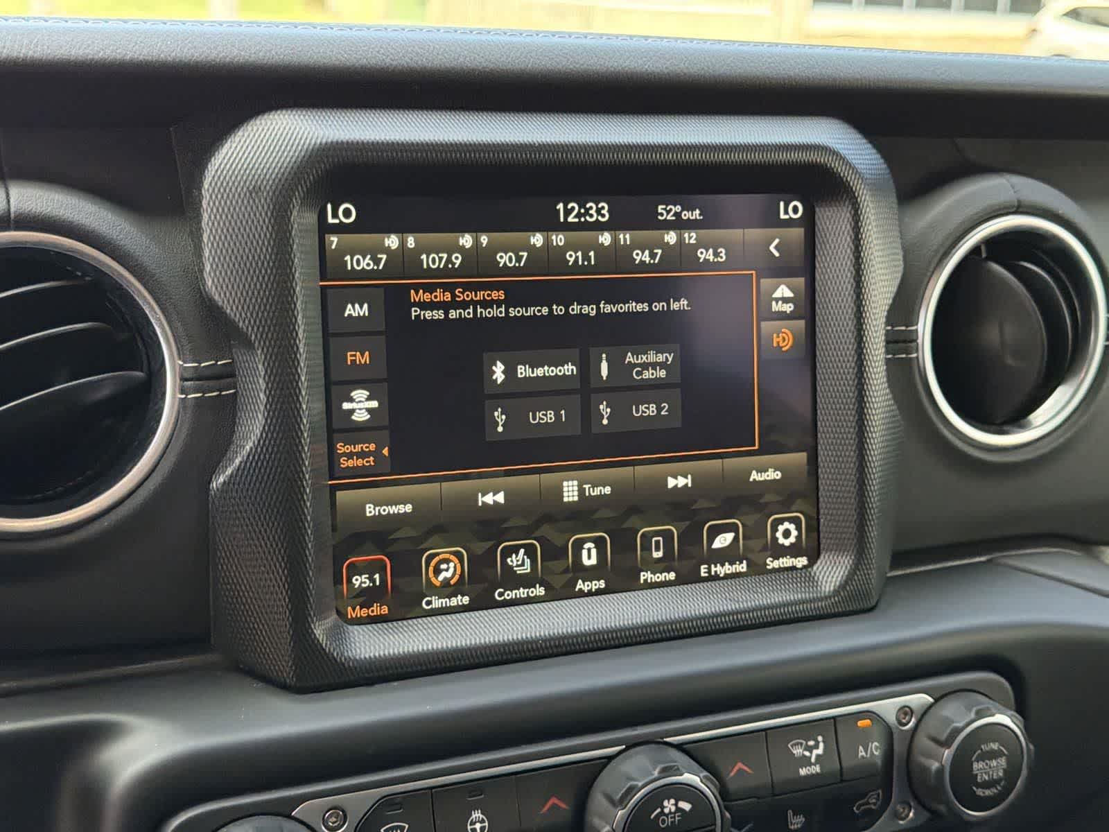 Thumbnail: 2023 Jeep Wrangler - 18