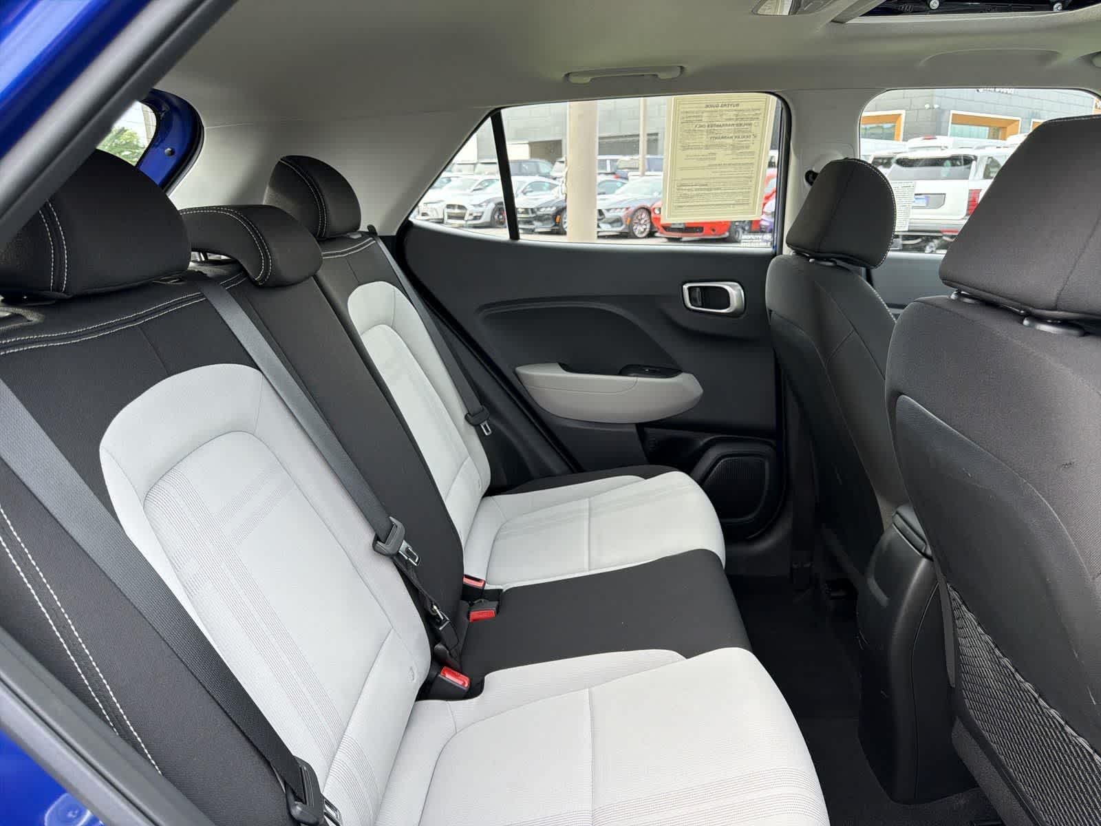 Thumbnail: 2023 Hyundai Venue - 31