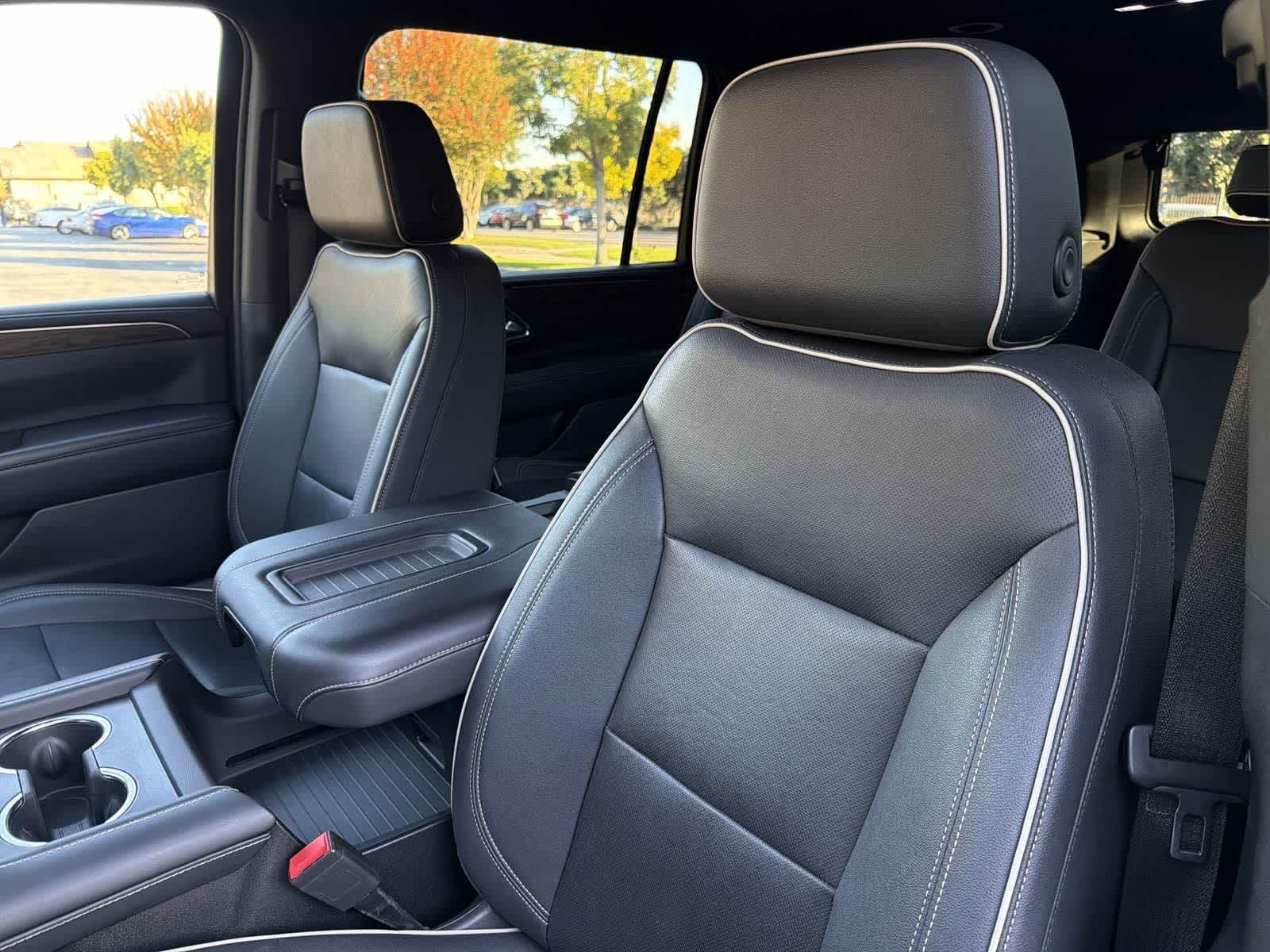 Thumbnail: 2023 Chevrolet Suburban - 26