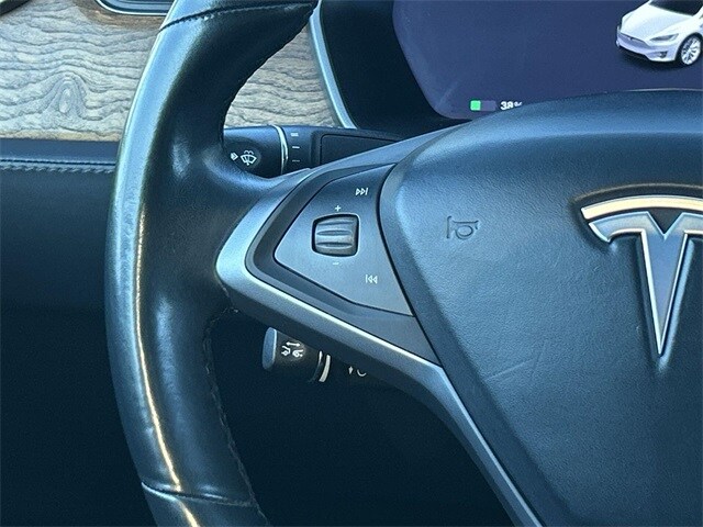 Thumbnail: 2020 Tesla Model X - 14