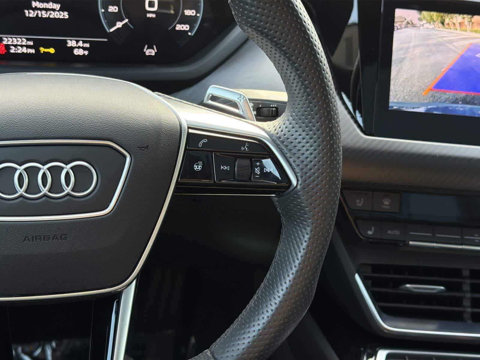 Thumbnail: 2023 Audi e-tron GT - 14