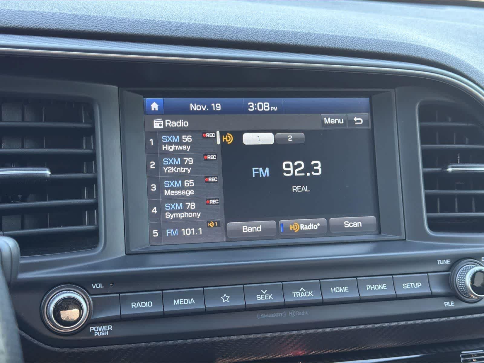 Thumbnail: 2020 Hyundai Elantra - 19