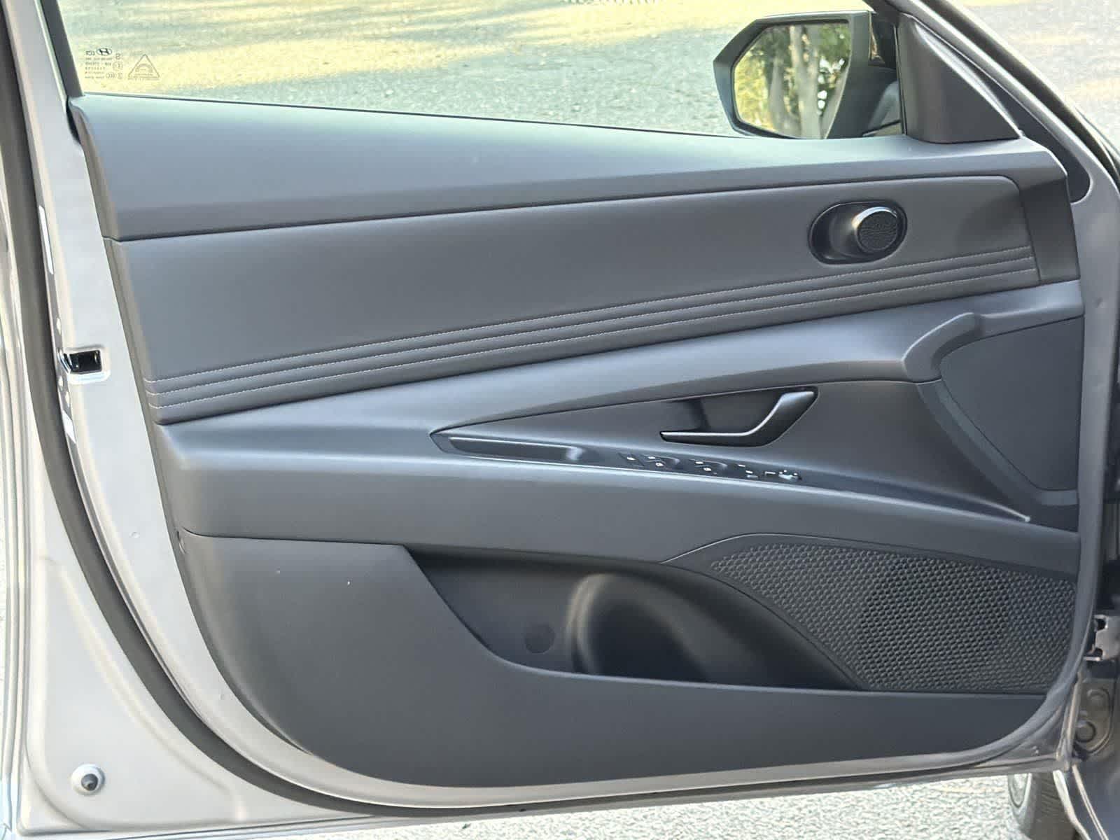 Thumbnail: 2025 Hyundai Elantra - 22