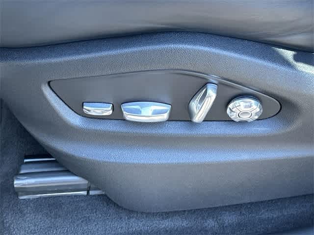 Thumbnail: 2021 Porsche Cayenne - 26