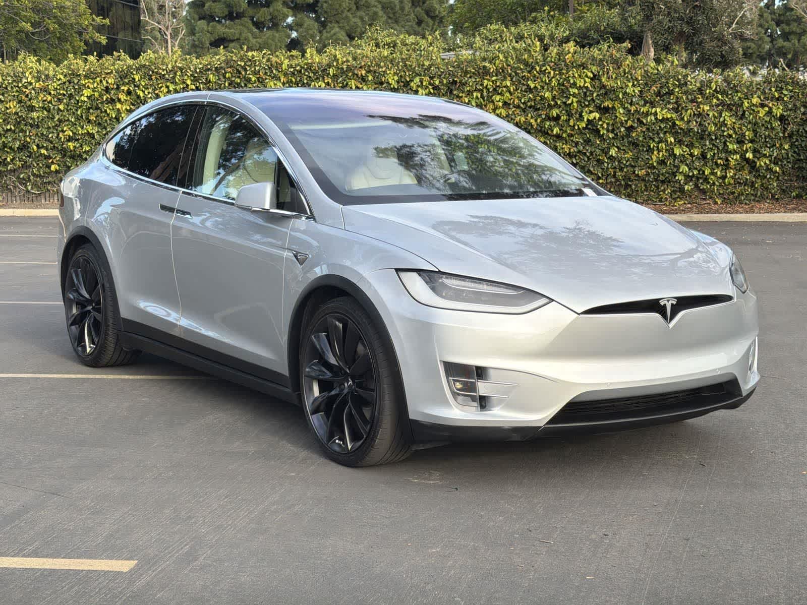 Thumbnail: 2018 Tesla Model X - 8