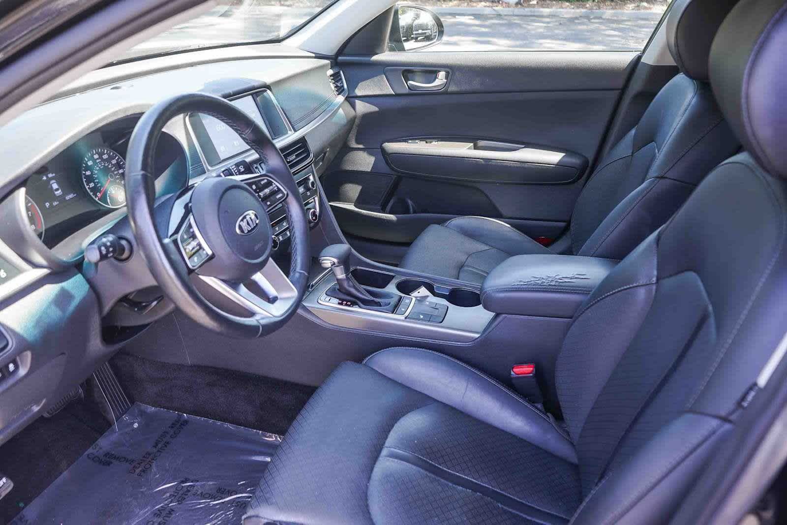 Thumbnail: 2020 Kia Optima - 22