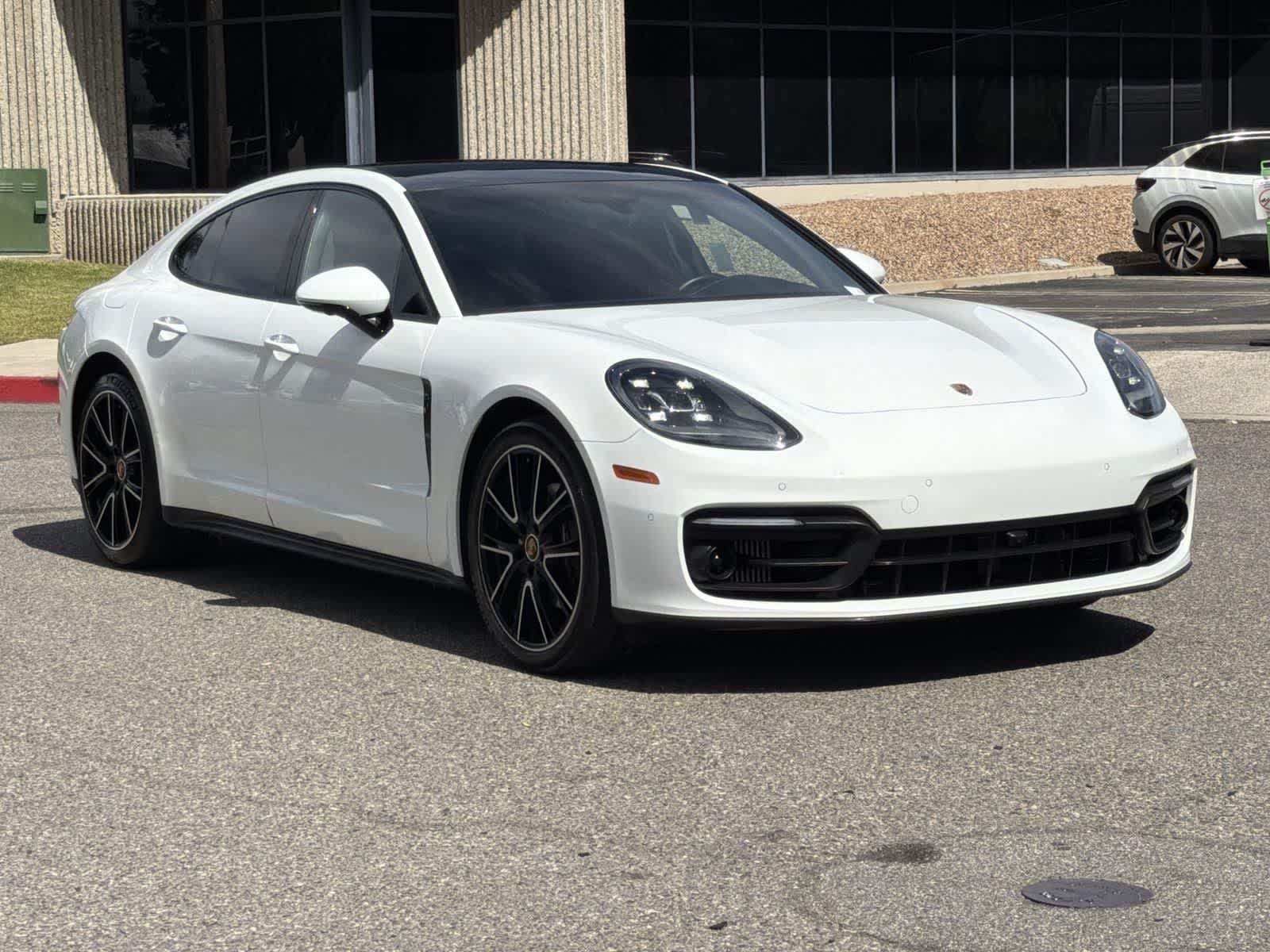 Thumbnail: 2021 Porsche Panamera - 8