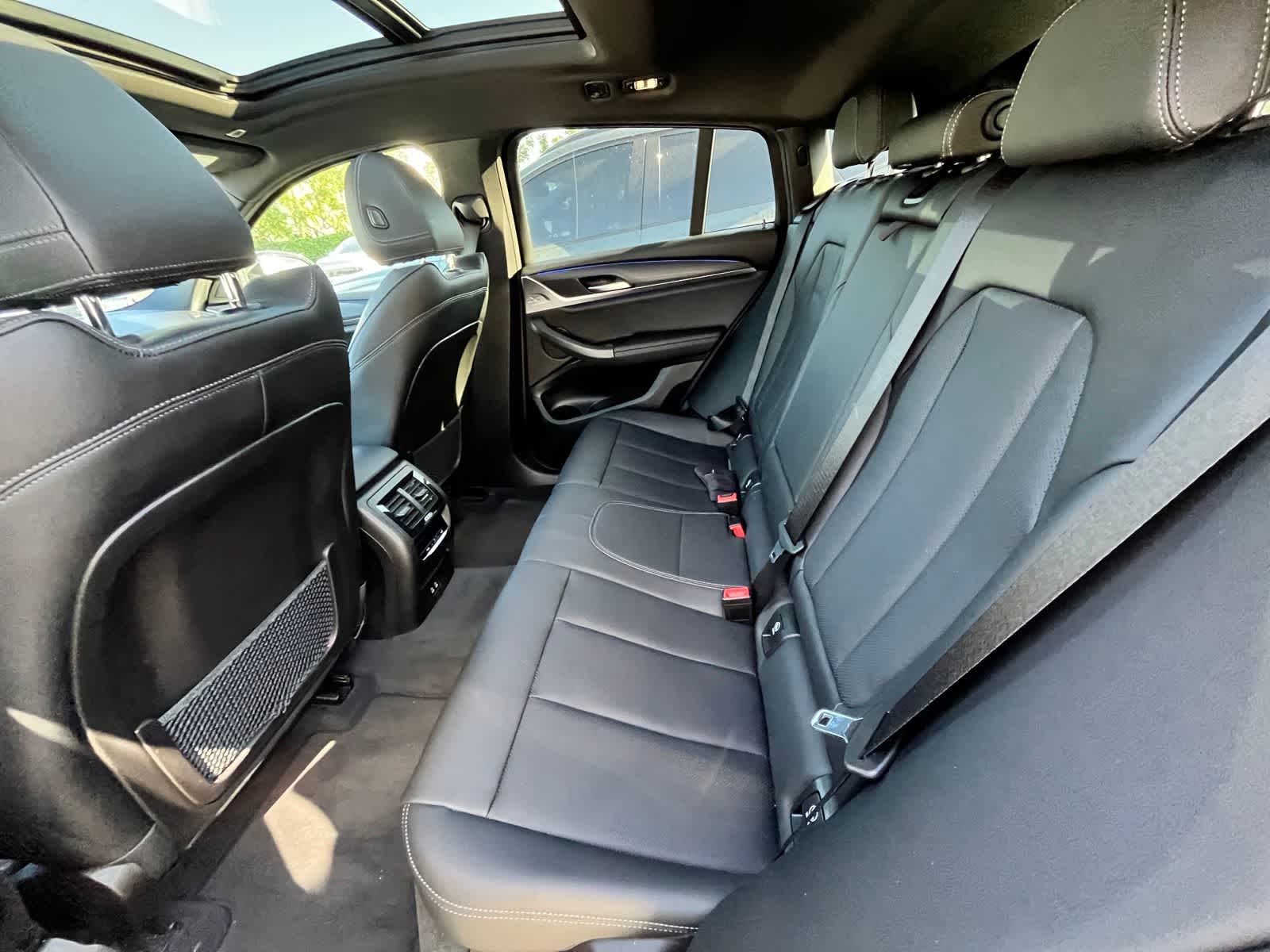 Thumbnail: 2022 BMW X4 - 5