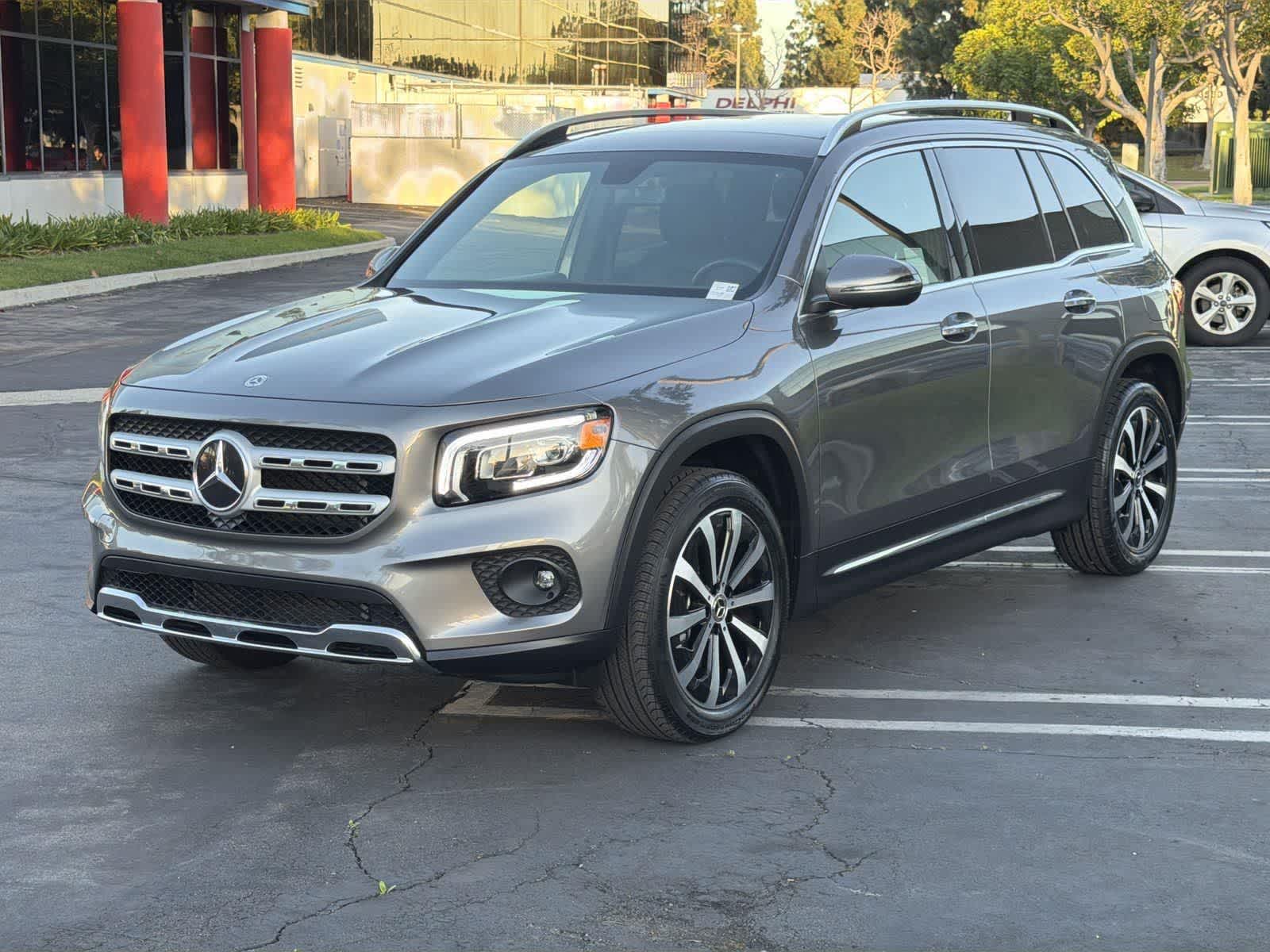 Thumbnail: 2023 Mercedes-Benz GLB - 8