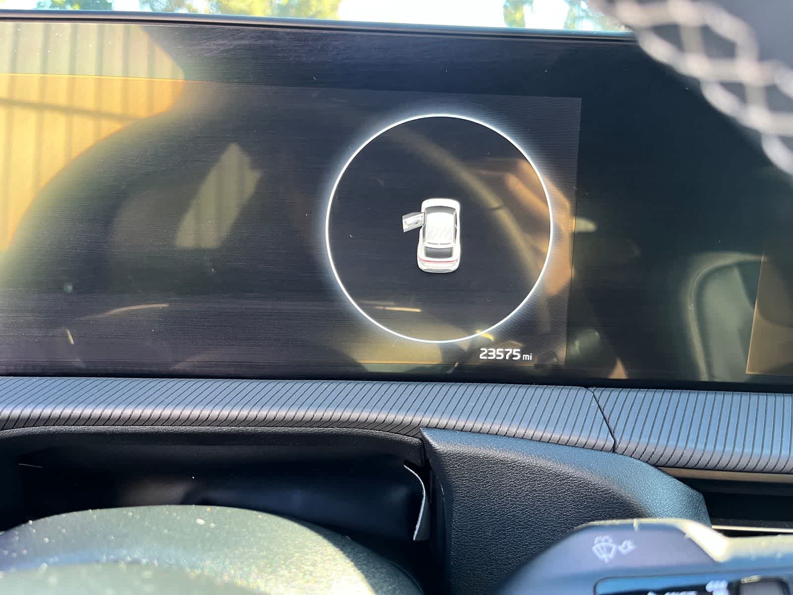 Thumbnail: 2024 Kia EV6 - 8