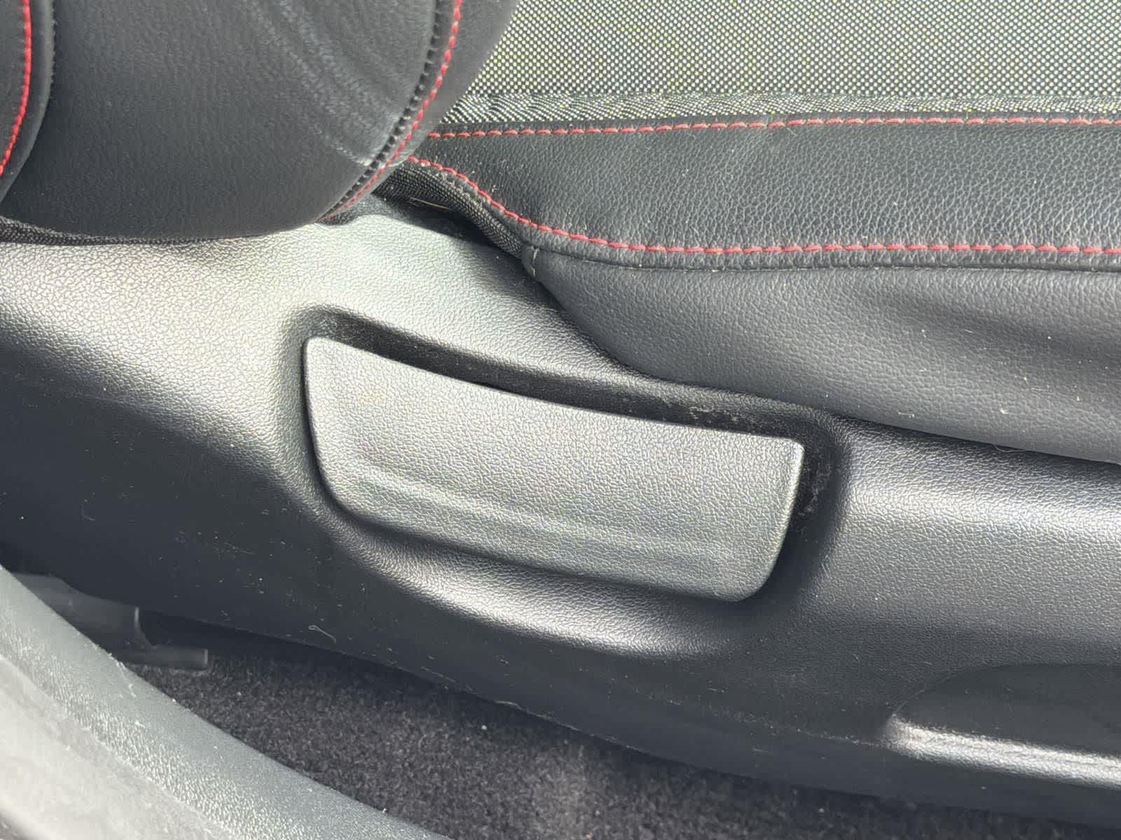 Thumbnail: 2022 Hyundai Elantra - 33