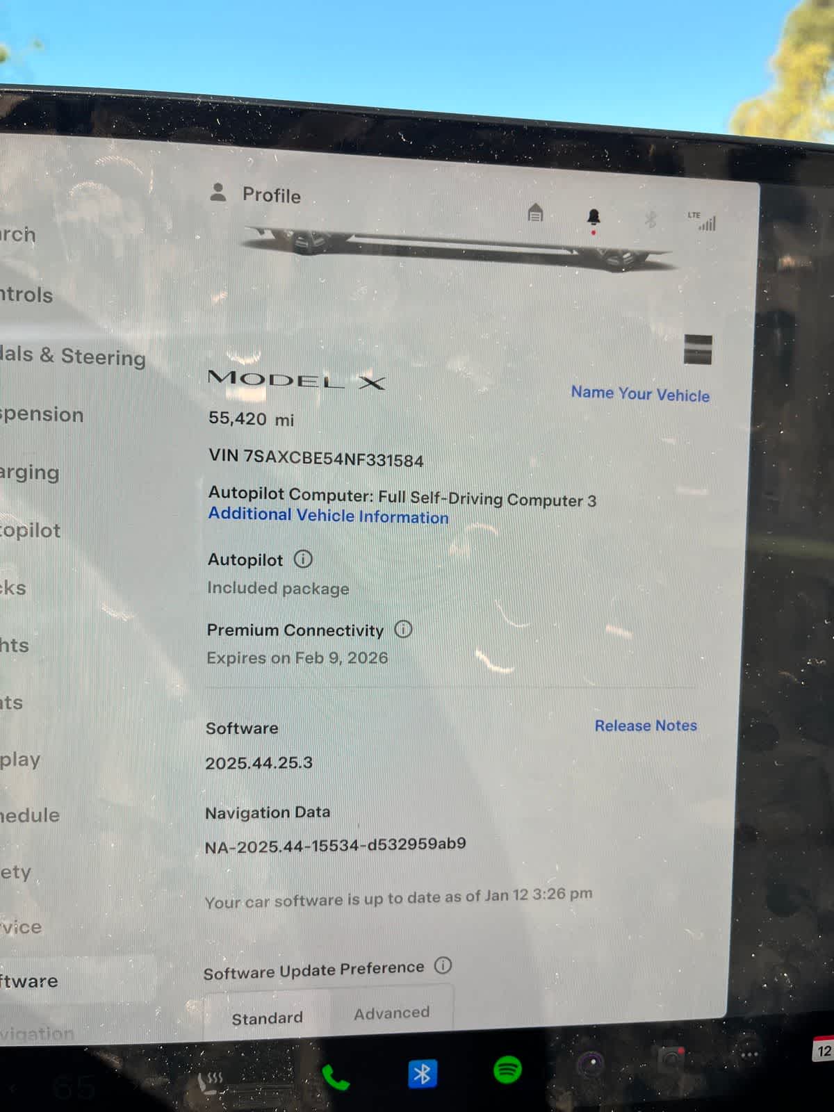 Thumbnail: 2022 Tesla Model X - 9