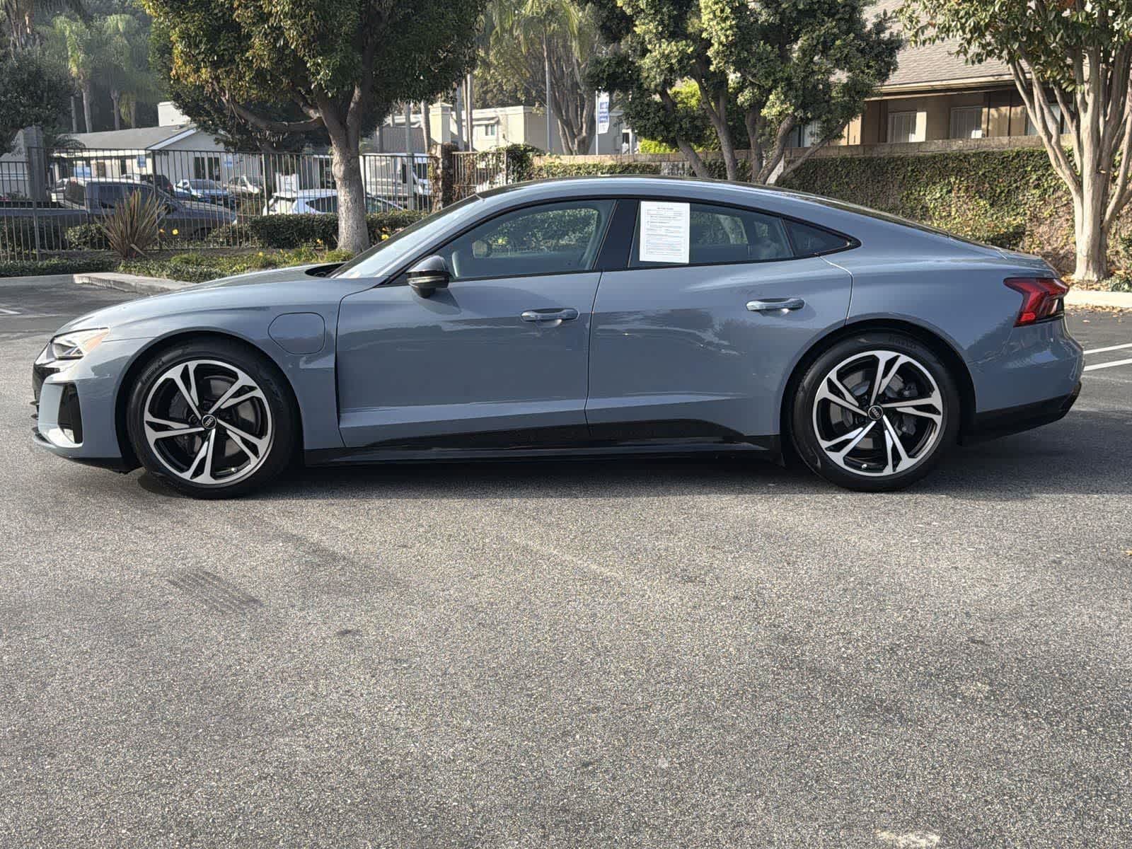 Thumbnail: 2023 Audi e-tron GT - 7