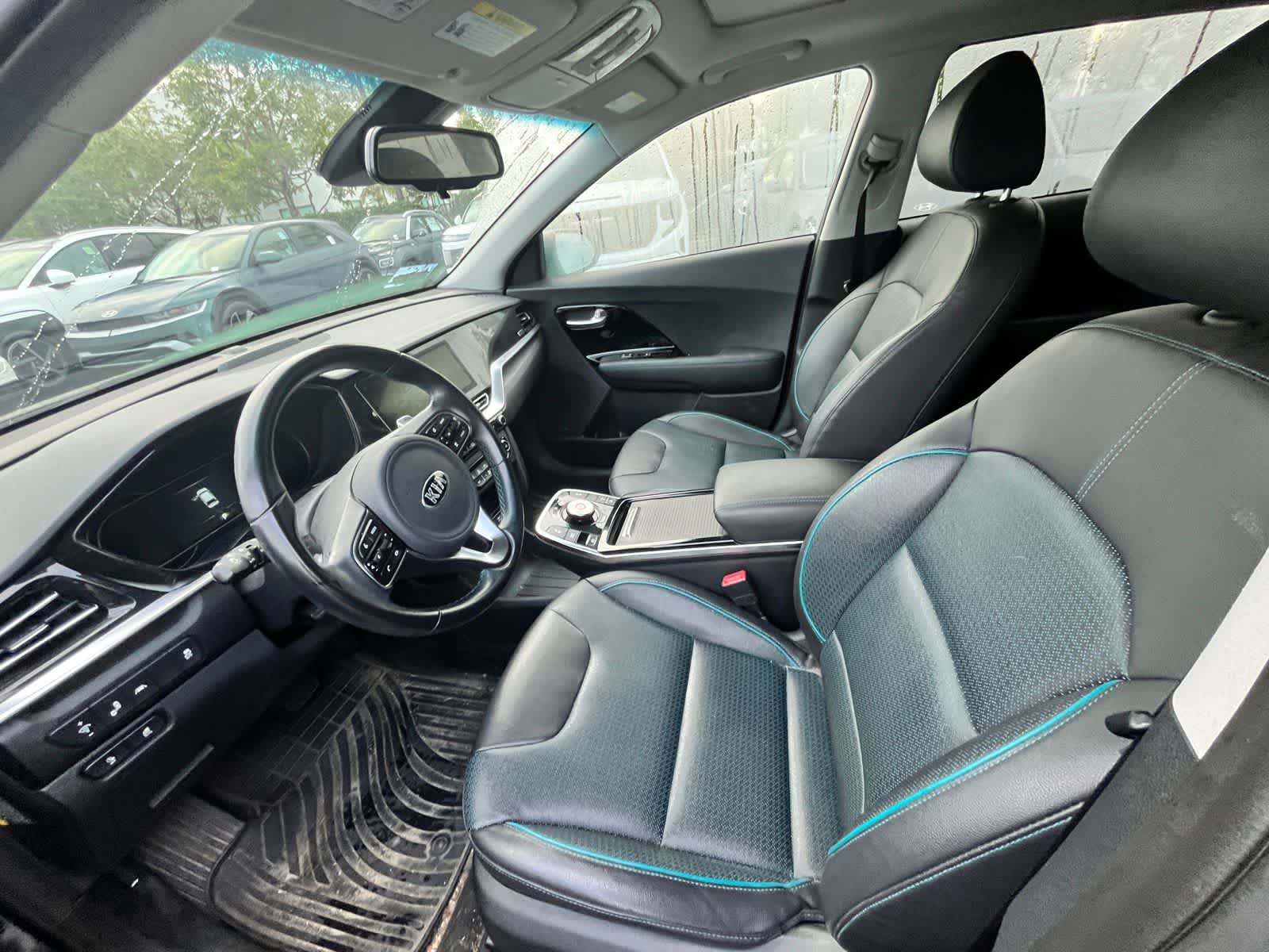 Thumbnail: 2020 Kia Niro - 6