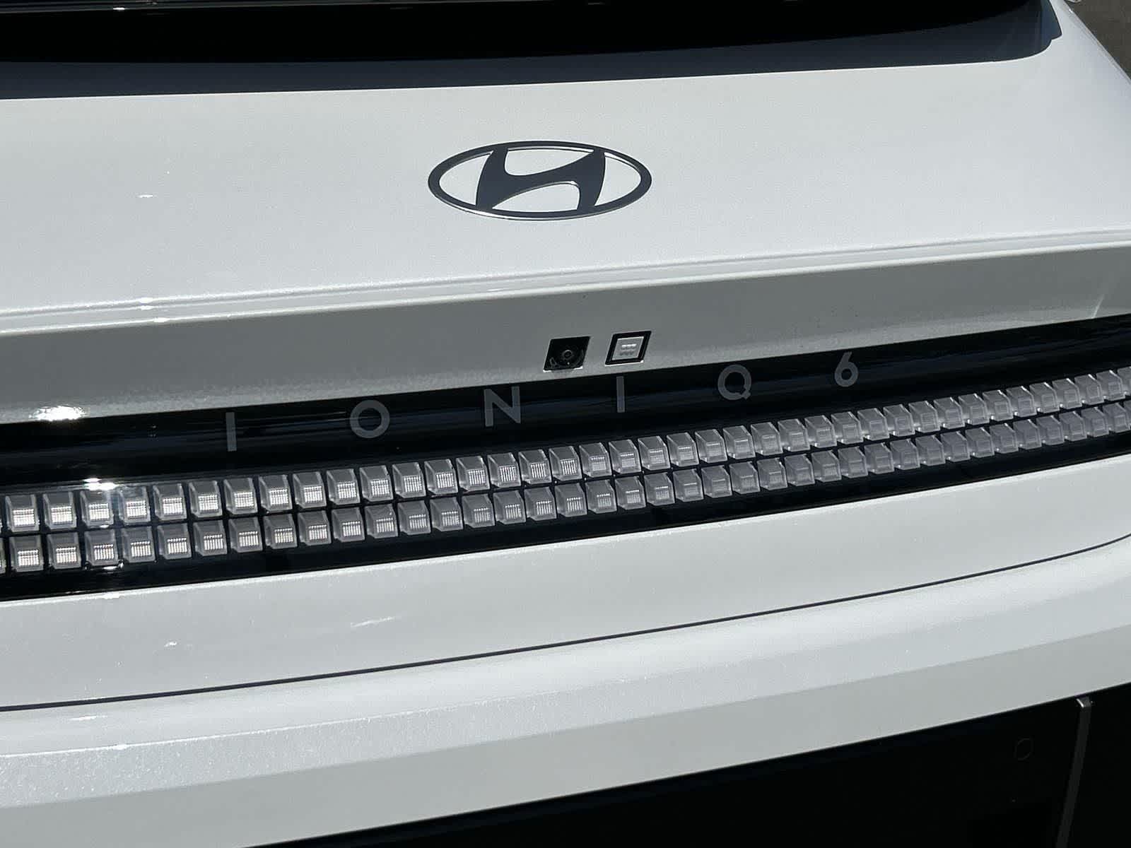 Thumbnail: 2025 Hyundai Ioniq 6 - 32