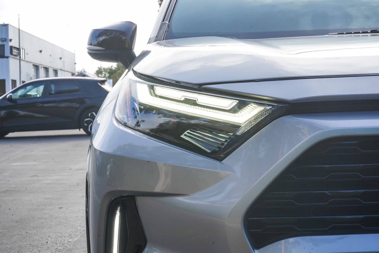 Thumbnail: 2024 Toyota RAV4 - 10