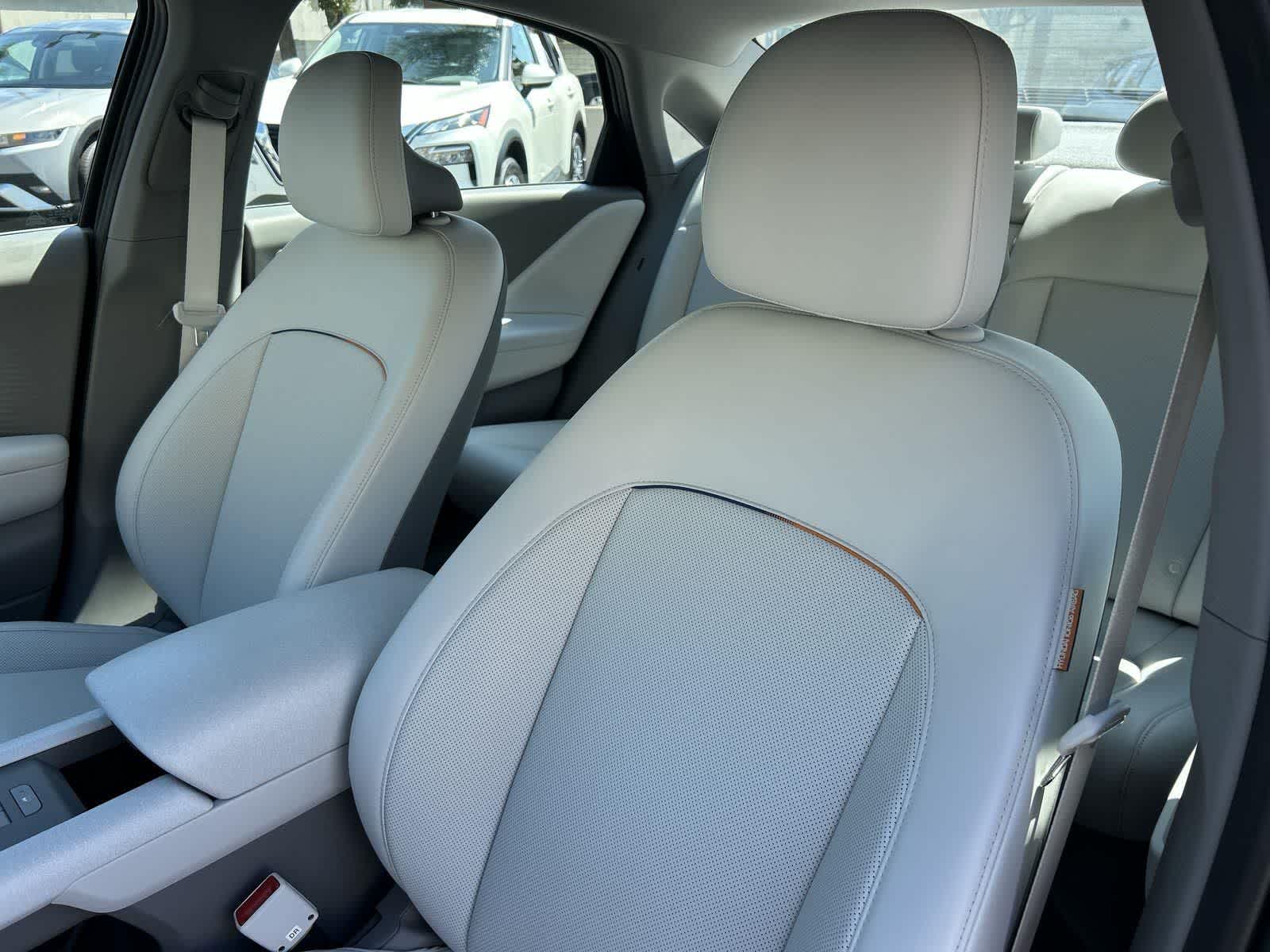 Thumbnail: 2025 Hyundai Ioniq 6 - 27