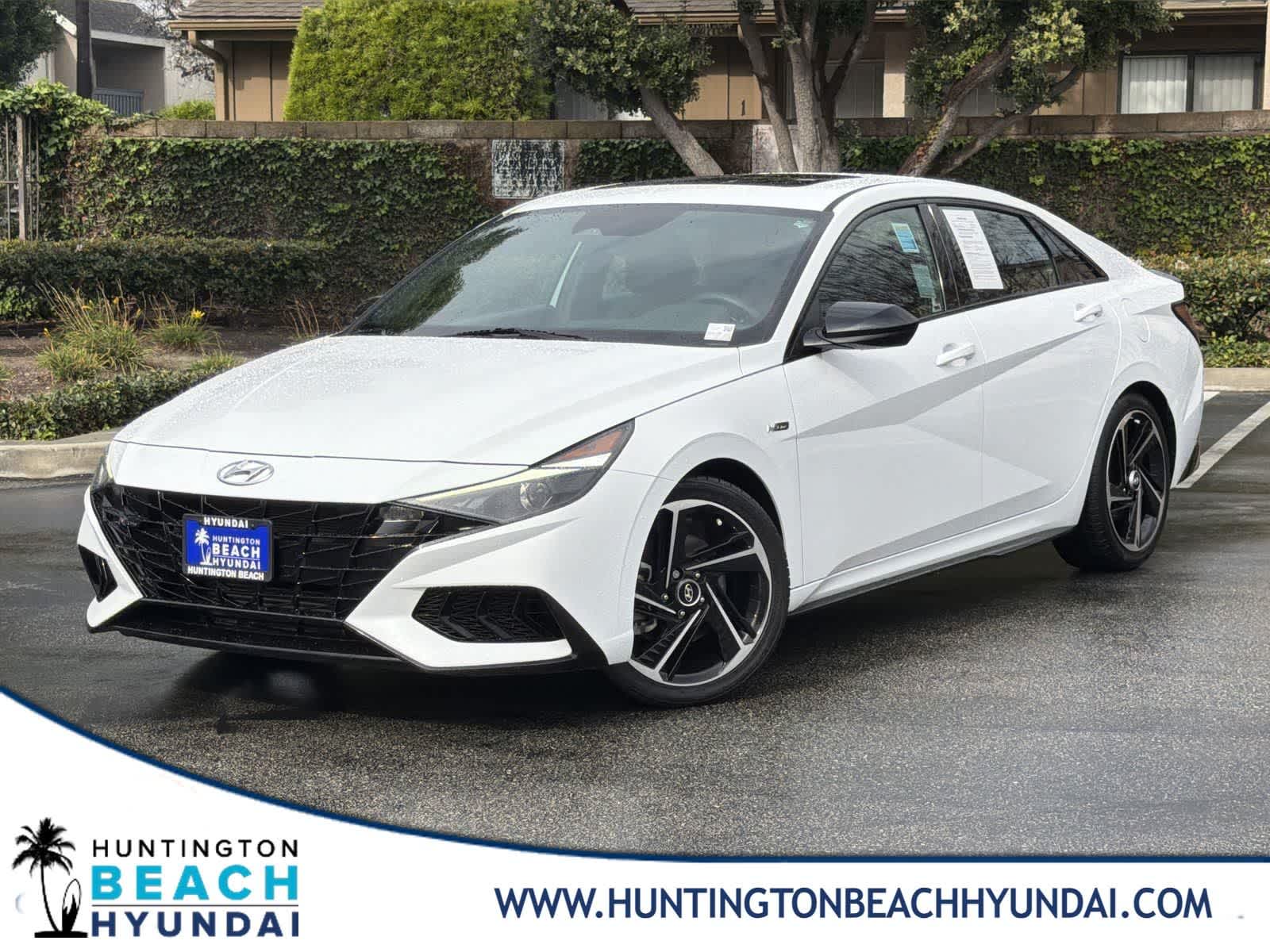 Thumbnail: 2022 Hyundai Elantra - 1